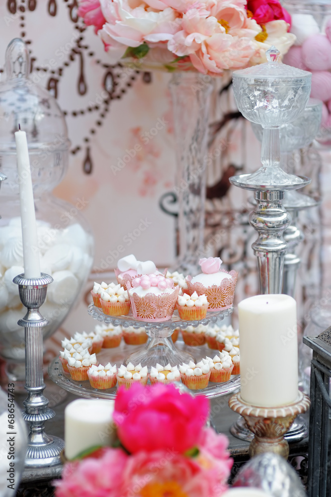 Delicious wedding sweet table