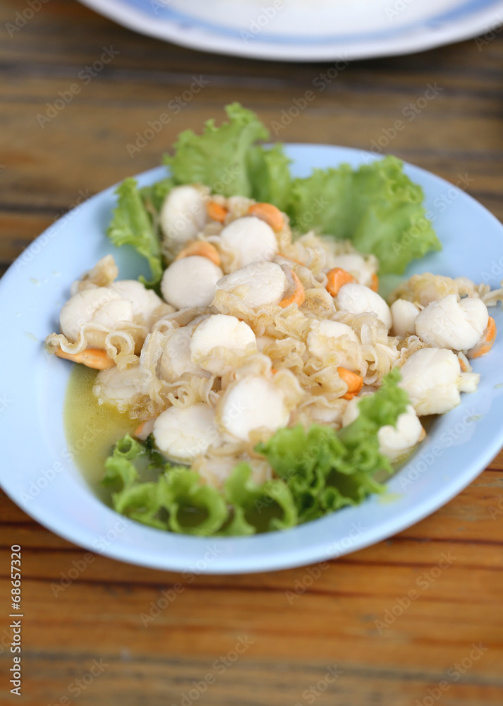 stir fried scallop with butter. stir fried scallop with butter.