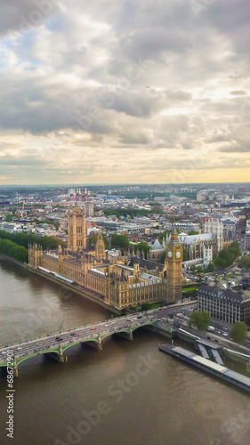 London Houses of Parliament © andinspiriert