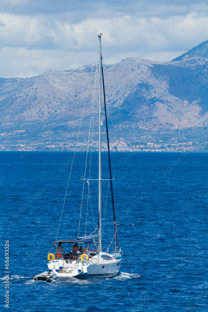 Sailing around Lefkada island i