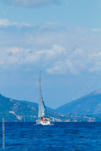 Sailing around Lefkada island i