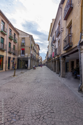 Cobbled streets of the old town of Alcala de Henares, Spain © james633