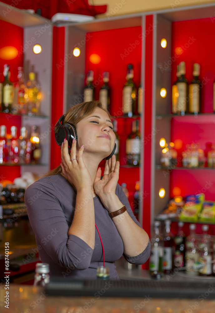 girl with headphones