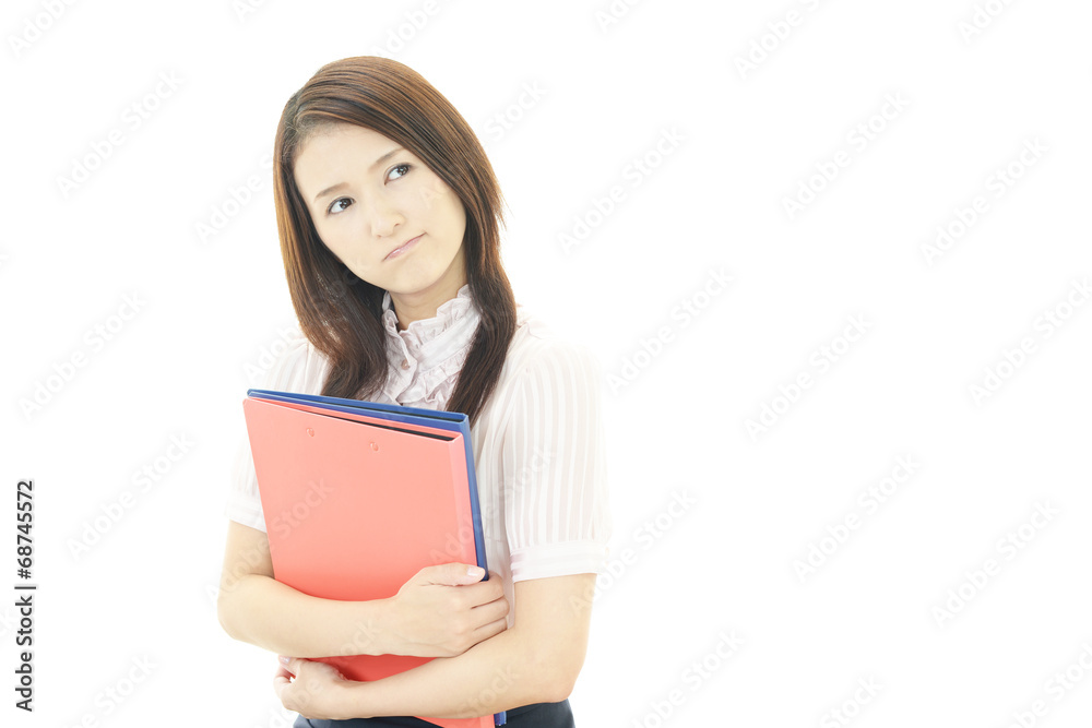 不満な表情の女性 不満な表情の女性
