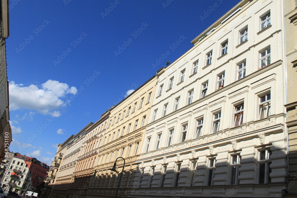 Obraz premium Sanierte Altbauten in Berlin-Prenzlauer Berg (Hagenauer Str.)