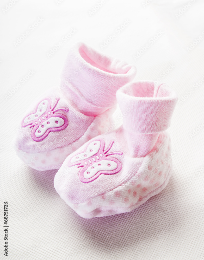 baby shoes isolated on white background baby shoes isolated on white background