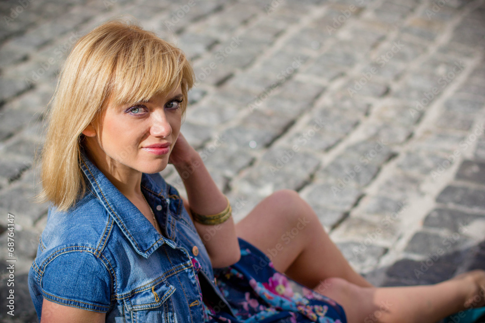 Fototapeta premium blonde with blue eyes