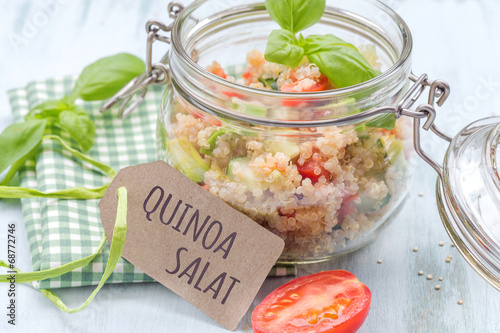 Quinoa Salat