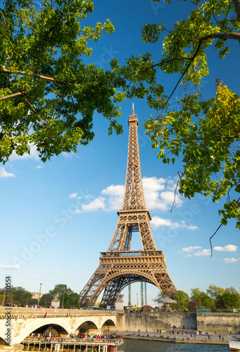 Tour Eiffel Paris © matho