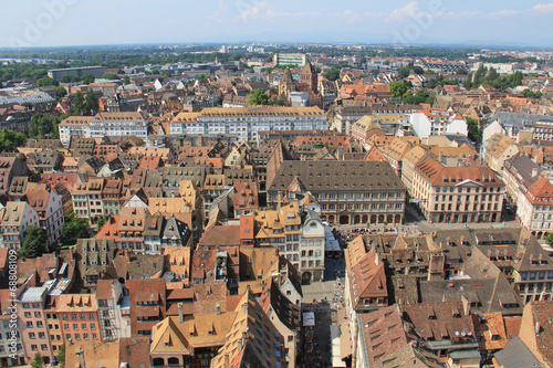 Vue panoramique sur le vieux Strasbourg (Alsace, France)
