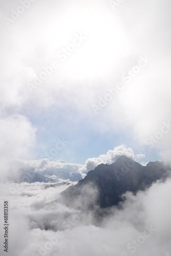 Wolken an der Serles