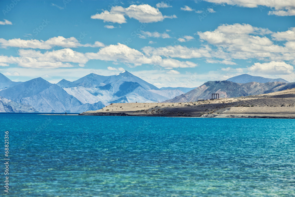 Naklejka premium Pangong lake
