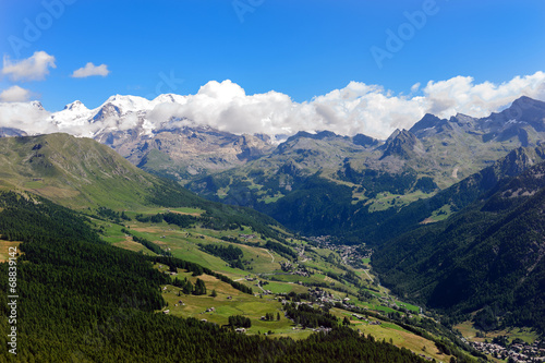 Val d'Ayas - Panorama della catena del Monte Rosa photo