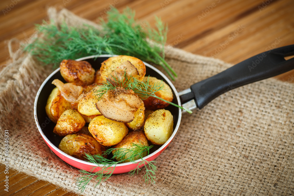 fried potatoes fried potatoes