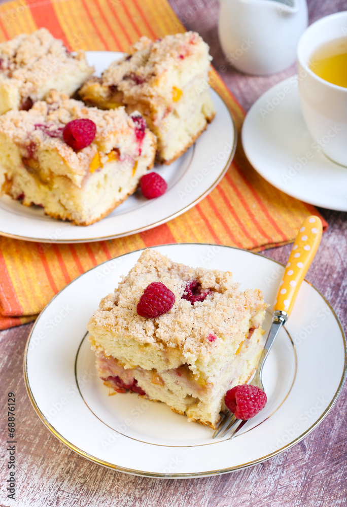 Nectarine and raspberry buckle Nectarine and raspberry buckle