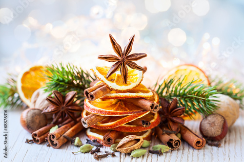 Fototapeta Naklejka Na Ścianę i Meble -  Christmas spices
