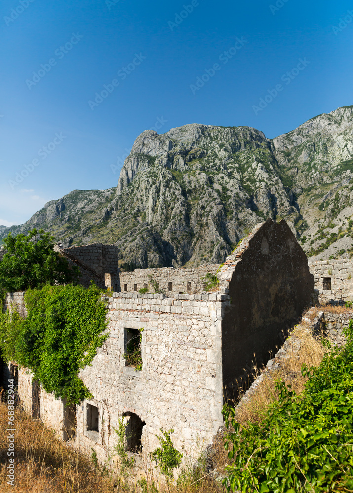 Fototapeta premium Old building in Montenegro
