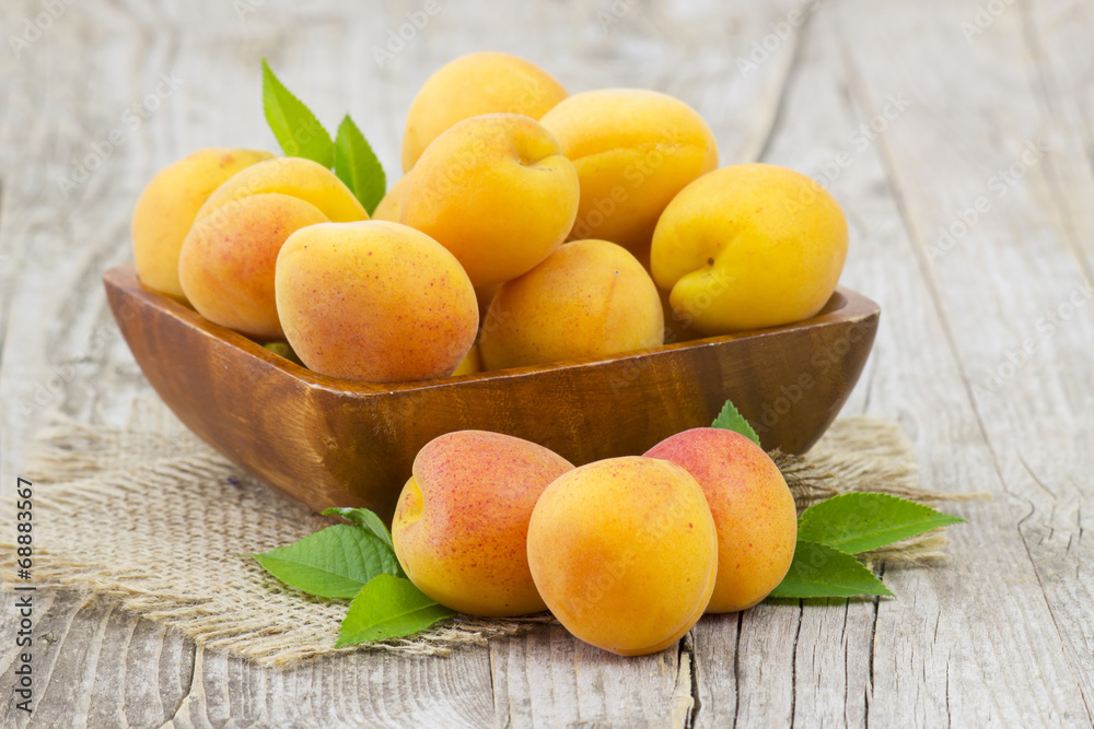 fresh apricots in a bowl