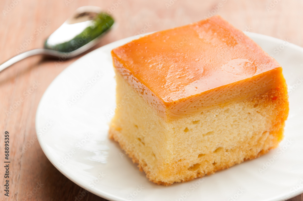 Custard cake