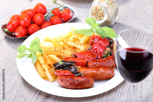 Red wine and sausage with potato