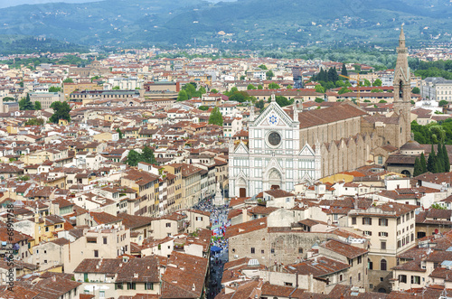 The Basilica of Santa Croce in Florence, Italy. © leeyiutung