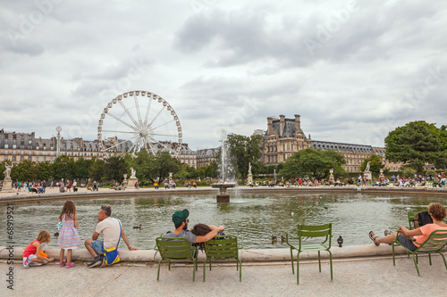 Canvas Print Tuileries garden.