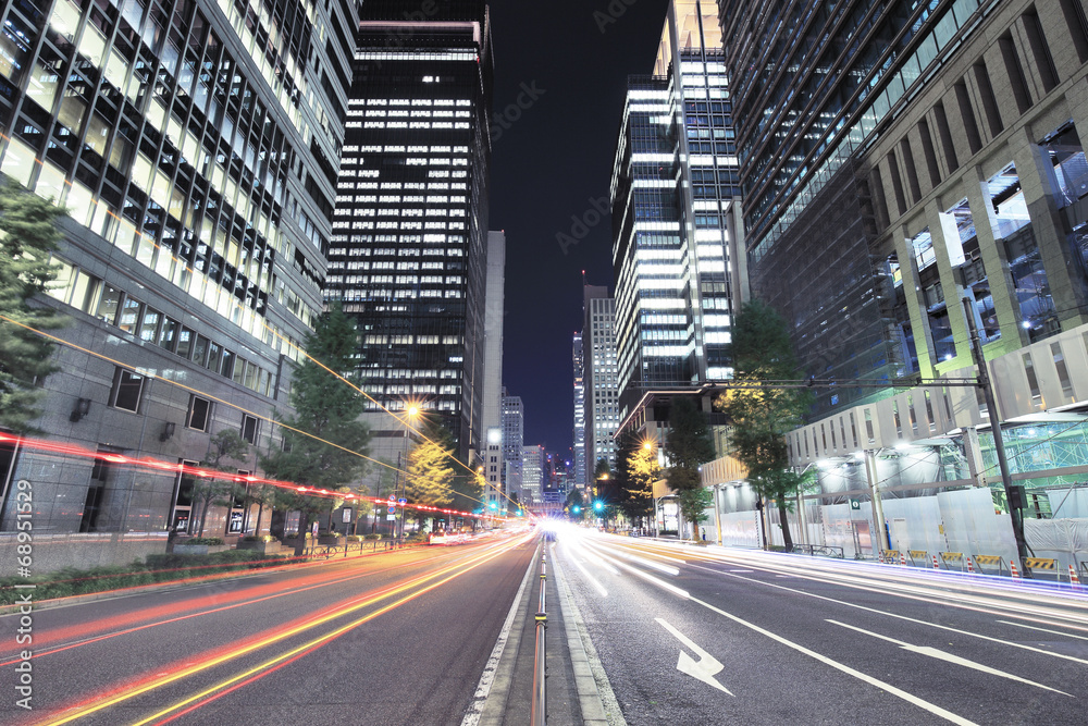 Obraz premium 丸の内のビル群