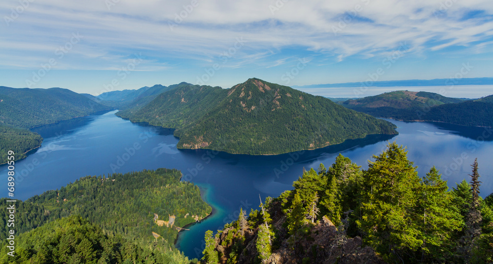 Naklejka premium View of Lake Crescent, WA in Olympic National Park