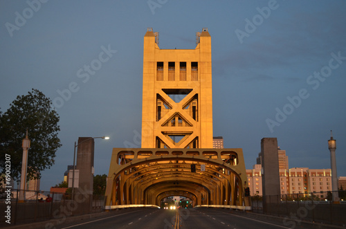 tower Bridge (California)