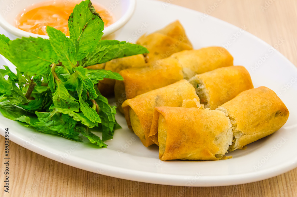 Fried spring rolls