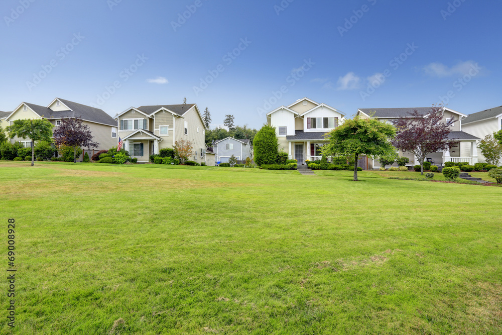 Obraz premium Neighborhood in Seattle during summer time