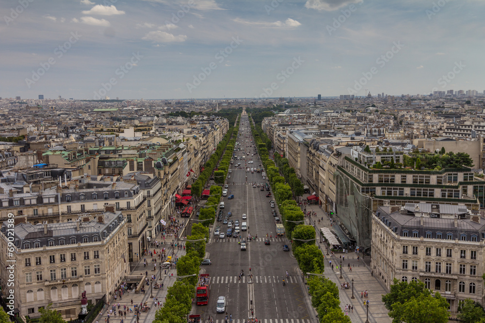 Paris street taken from Arch du triomph