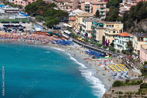 Monterosso al Mare, Liguria, northern Italy © V. Korostyshevskiy