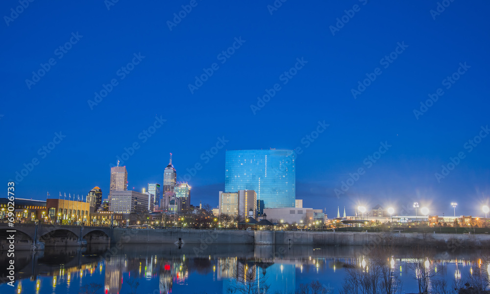 Fototapeta premium Indianapolis Indiana Skyline Night