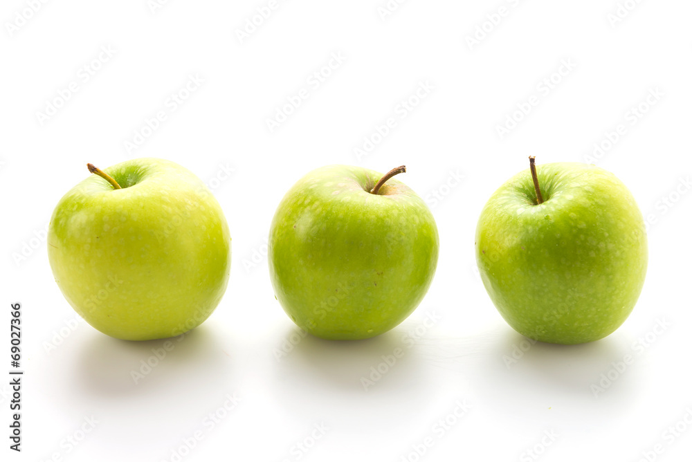 Apple Apple