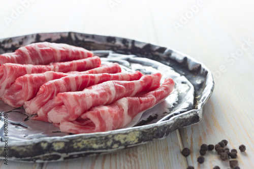 thin slices of fresh beef