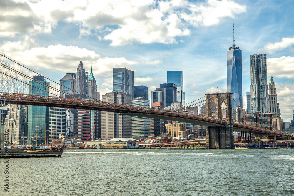 New York City Brooklyn Bridge Manhattan buildings skyline