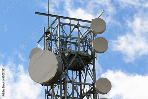 signal repeaters technology televisions and mobile phone
