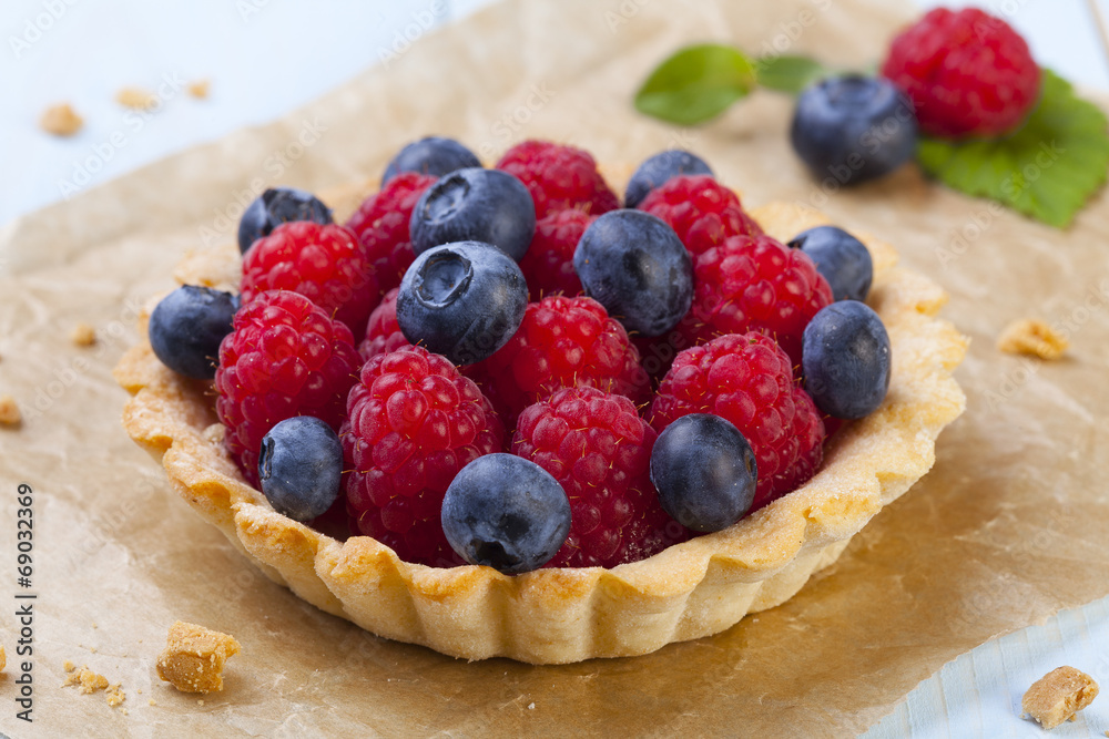 Tartlets with forest fruit Tartlets with forest fruit
