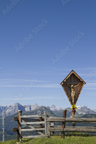 Holzkreuz im Karwendel photo