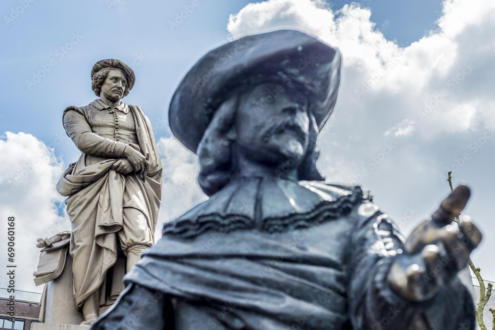 Rembrandt statue in Amsterdam, Netherlands Rembrandt statue in Amsterdam, Netherlands