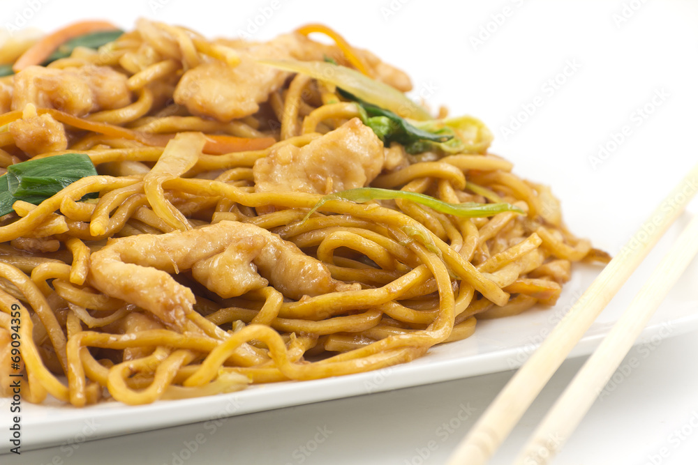 Chinese Chicken Lo Mein