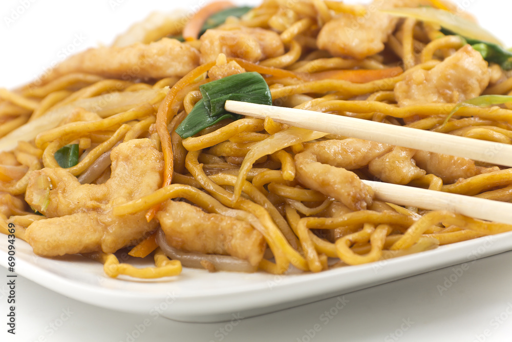 Chinese Chicken Lo Mein