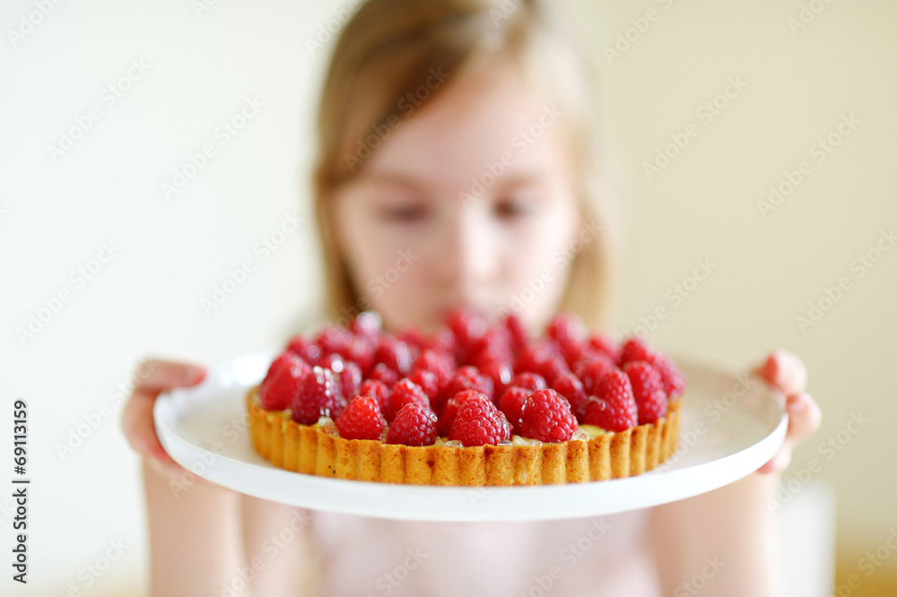 Adorable little girl and raspbrerry cake Adorable little girl and raspbrerry cake