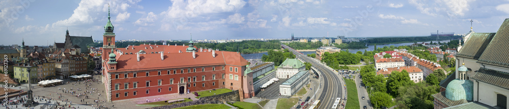 Fototapeta premium Panorama starego miasta w Warszawie.