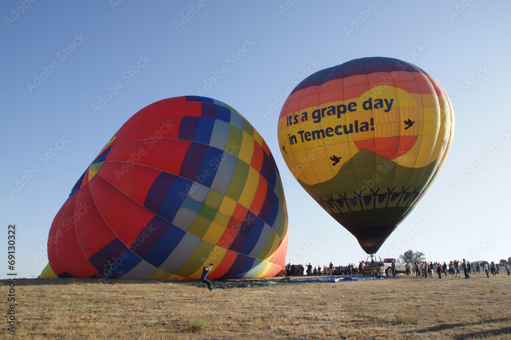 Fototapeta premium Sunrise Balloon Launch