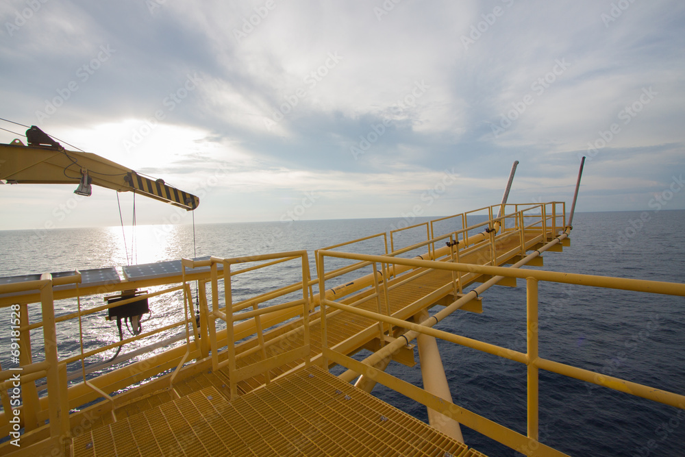 Oil and gas process platform