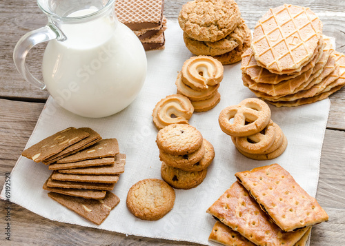 Butter and almond cookies photo
