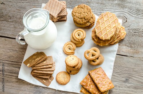 Butter and almond cookies photo