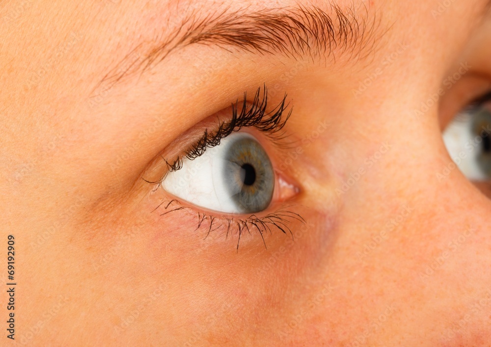 Obraz premium Wearing Contact Lenses